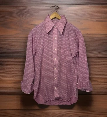 Men’s Vintage NWT Ely & Walker Tailored Knit Pink Print Polyester Button Down - Image 1 of 4