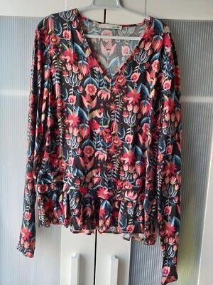 ACOTE COTELAC Haut noir manches 3/4 et fleurs multicolores Taille 0 - Photo 1/4