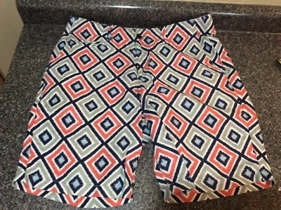 Gap "Lived-In Short" Khaki Shorts Men's Size 34 Checkered Pattern - Image 1 of 4