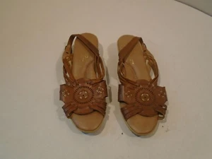 Sandals SZ 8 VTG Leather Spain back strap Boho Cottagecore Y2K Comfortable - Picture 1 of 5