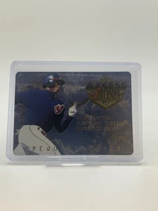 1998 SkyBox Dugout Axcess Airlines Frequent Flyers #FF2 Kenny Lofton - Picture 1 of 2