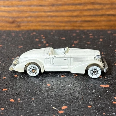 Vintage 1978 Hot Wheels: Auburn 852 -  White Walls - Image 1 of 4