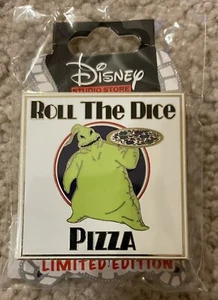 Disney D23 Expo 2022 DSSH Nightmare Oogie Boogie Roll the Dice Pizza Pin LE 500 - Bild 1 von 4