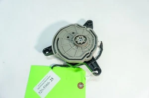 19-20 Kia Sorento LX OEM HVAC Heater Blend Door Actuator EA1F0-NE9AA03 5066 - Picture 1 of 13