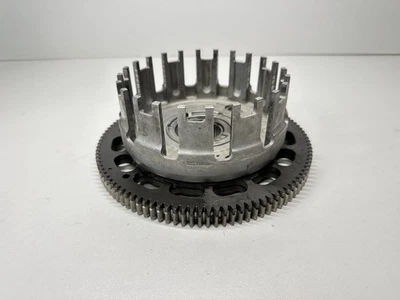 CAMPANA EMBRAGUE TRIUMPH 1050 VELOCIDAD TRIPLE 2011-2016 - Imagen 1 de 4