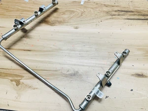 2011 Ram Dakota v6 6 Cyl 3.7L FUEL rail fuel OEM d2 - Picture 1 of 3