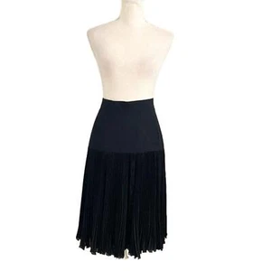 FALDA MIDI PLISADA DE TIRO ALTO NEGRA LOUIS FERAUD - 10 - Imagen 1 de 8