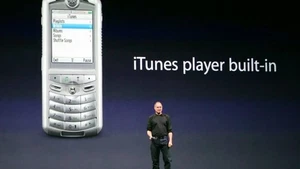 Motorola ROKR E1 - The first iTunes phone - Original Apple - Before the iPhone - Picture 1 of 15