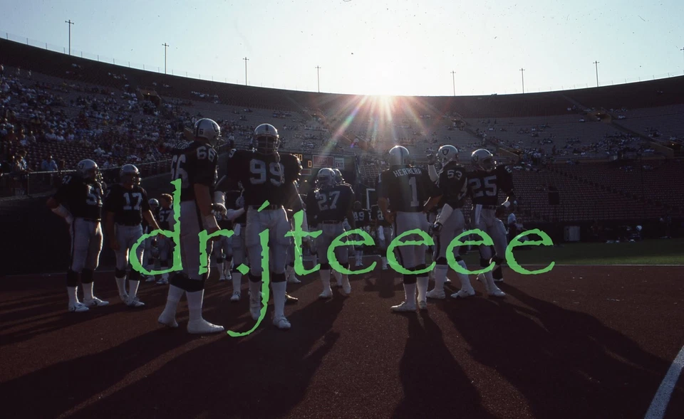 1983 LOS ANGELES RAIDERS Players - 35mm Football Slide - Image 1 of 1