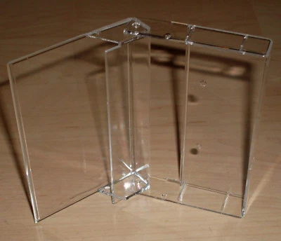 1 Kassettenhülle Leerhüllen f. Cassetten MCs Hüllen transparent ohne Pins Neu