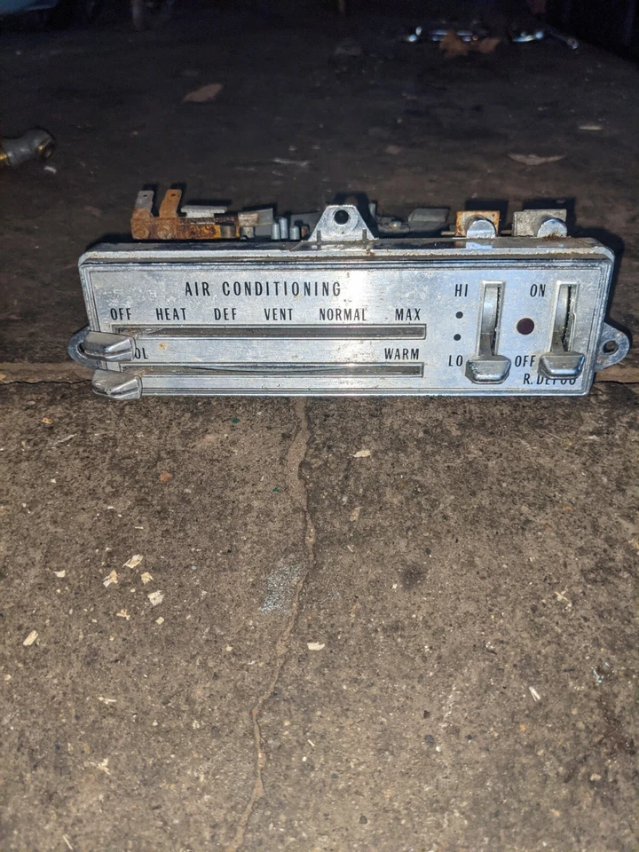 1972 Oldsmobile cutlass управления обогревателем переменного тока  - Изображение 1 из 4