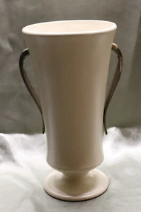Red Wing USA M-1609 Vase 1958 Charles Murphy Design 10" Metal Leaf Handles - Picture 1 of 7