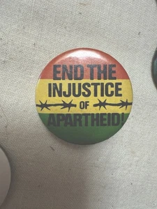 Apartheid pin button political  Vintage South Africa 1948-1994 - Picture 1 of 3