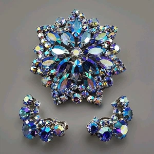 Vtg AB Blue Star Brooch Crescent Moon Earrings Set Rhinestone Cluster Silver Hue - Picture 1 of 13