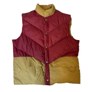Chaleco acolchado sin mangas informal rojo tostado 42R L de colección Rainier para hombre 42R L - Imagen 1 de 11