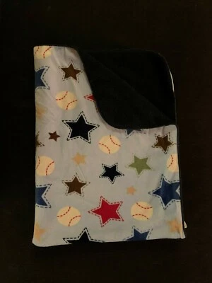 Circo Béisbol Bebé Manta Azul Rojo Verde Estrellas Sherpa Tostado Marrón Pelota Deportiva  Foto 1 de 4