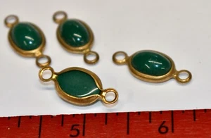 VINTAGE JADE GREEN COLOR DOMED GLASS 4 OVAL CONNECTOR BEADS BRASS SETTING 26mm - Picture 1 of 1