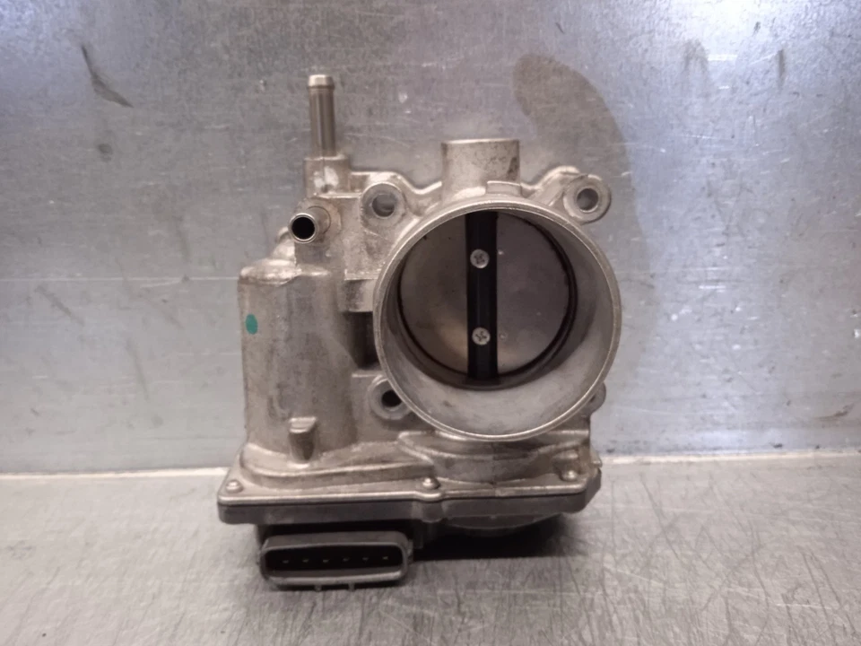 220300T110 CAJA MARIPOSA / 8L0301926 / 4242908 PARA TOYOTA AURIS TOURING SPORTS - Imagen 1 de 4