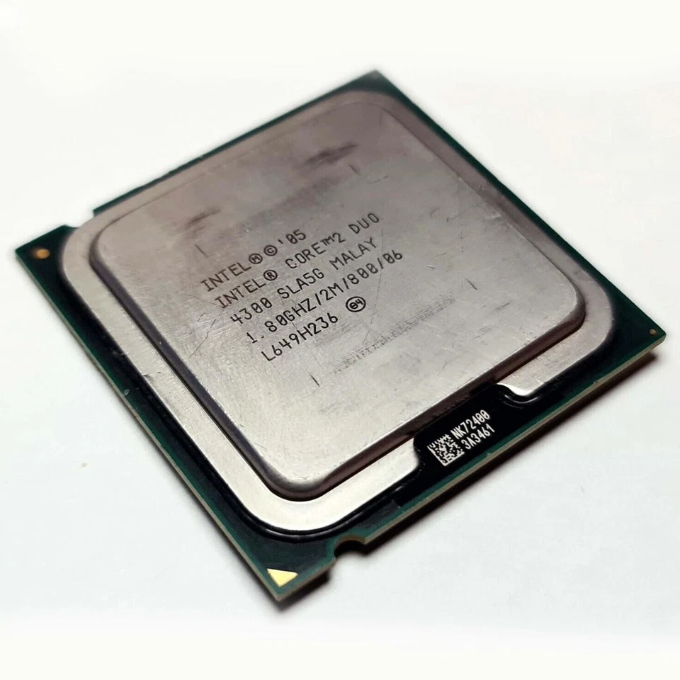 Pc Cpu Intel Core 2 Duo E4300 1.80GHz Sl9tb Lga775 Processore Socket Computer - Image 1 of 2