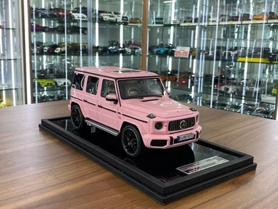 Mercedes Benz AMG G63 2019 by MOTORHELIX in Pink Limited 139 pcs [1/18 Resin] - Image 1 of 4