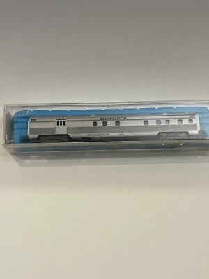 Atlas 2667 Vintage Wagon Luggage & Personal Penn-Central Box  N Scale - Image 1 of 4