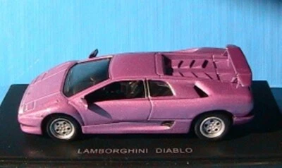 LAMBORGHINI DIABLO METALLICO VIOLA UNIVERSAL HOBBIES 1/43 VIOLA METALLIZZATO - Immagine 1 di 4