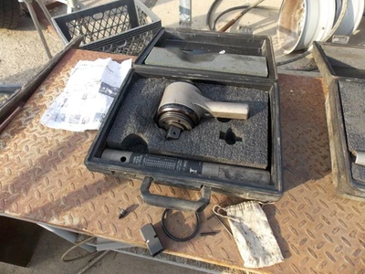 HERRAMIENTA MULTIPLICADORA DE PAR CAT 6V6080 3200 PIES LIBRAS 4300 NEWTON METRO con estuche Foto 1 de 4