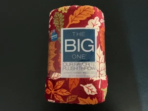 Kohls The Big One Autumn Leaves Oversized Plush Throw 5ft x 6ft - Picture 1 of 4