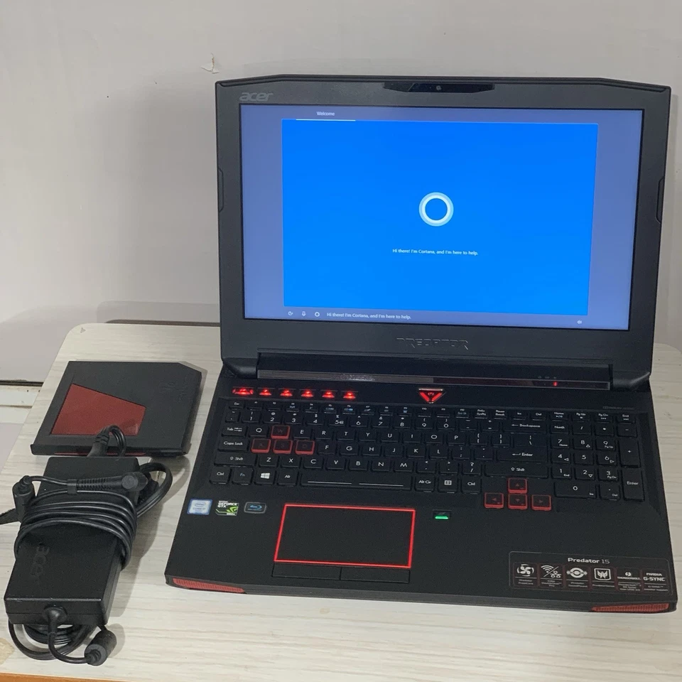 Acer Predator 15 G9-593-71EF 15.6" i7-6700HQ y GeForce GTX 980, 16GB, Frostcore Foto 1 de 4