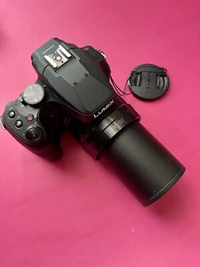 Panasonic Lumix DC-FZ82D Digital Camera - Picture 1 of 7