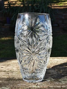 HUGE 30cm CRYSTAL VASE HAND CUT STARBURST PATTERN - Picture 1 of 7