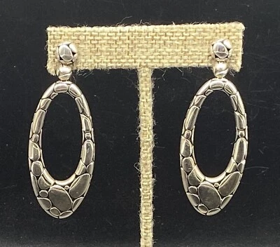 JOHN HARDY-Sterling 银色 Kali 卵石长椭圆形环柱耳环 — 第 1/4 张图片