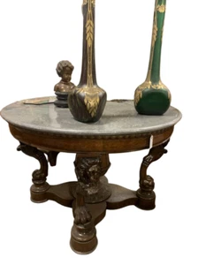 Tavolo da centro in mogano sorretto da leoni PARIGI Epoca XIX secolo - Picture 1 of 14