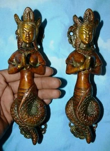 Manija de puerta sirena latón acabado hecho a mano forma de naagkanya decoración de puerta AU76 - Imagen 1 de 3