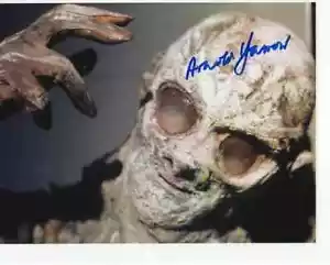 Doctor Who Autograph: ARNOLD YARROW (Death to the Daleks) Signed Photo - Picture 1 of 1