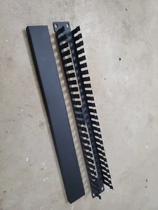 1U Network Rack Mount Horizontal Cable Manager Finger Duct Panel with Cover 19in - Picture 1 of 3