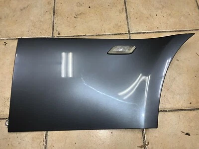 BMW E36/7 Z3 1999 2000 2001 2002 GUARDABARROS PASAJERO DERECHO CON MARCADOR GRIS CLARO Foto 1 de 4