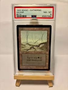 Magic MTG SWAMP - BETA PSA 8 - vintage (NO Bgs p9 alpha Signed black lotus mox) - Imagen 1 de 2
