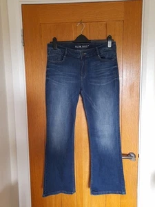 M&S Slim Boot Jeans Size 14 Short - Picture 1 of 4