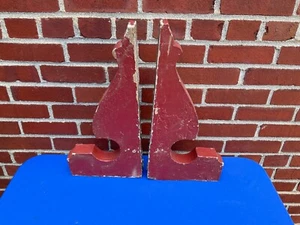 Pair of Antique Chipping Red Painted Architectural House Corbels - Picture 1 of 7