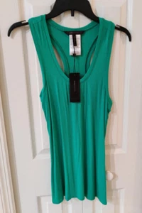 BCBG MAXAZRIA Emerald Green Liza Ribbed Tank Top NWT Size Medium - Picture 1 of 3