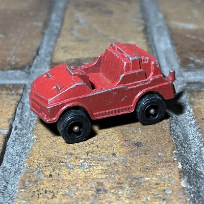 VTG ✅ Diecast 1969 TOOTSIE TOY Red JEEP W/Trailer Hitch Jeepster ✅ Made In USA - Image 1 of 4