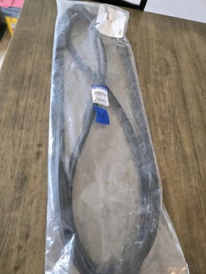 克莱斯勒原始设备制造商 2017 - 2020 Pacifica/Voy 前门 Weatherstrip 右 68188724AE — 第 1/2 张图片