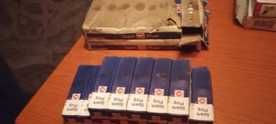 R46T AC Delco Spark Plugs Amount 13 No - Image 1 of 4