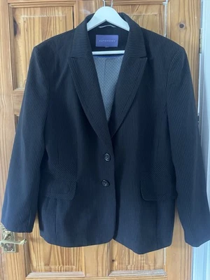 Black Pinstriped Blazer Women’s Size 16 Excellent Condition  *smoke & pet Free - Image 1 of 4