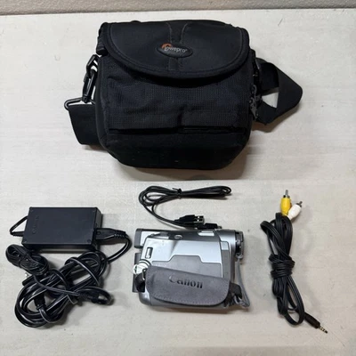 Canon ZR200A MiniDV Digital Video Camera W/ Case- Tested Working - Image 1 of 4