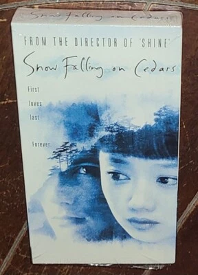 Snow Falling on Cedars (VHS, 2000, Universal) Ethan Hawke/James Cromwell! - Image 1 of 2
