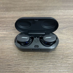 Bose Sport Earbud Auriculares In-Ear Inalámbricos Bluetooth Headphones - Negro - Imagen 1 de 16