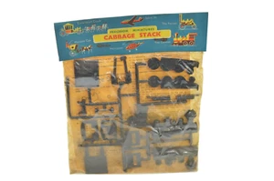 VINTAGE KUNSTSTOFFSATZ PRÄZISIONSMINIATUREN KOHLSTAPEL LOKOMOTIVE - Bild 1 von 2