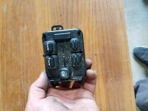 Interruptor de ventana maestro Jeep Liberty 2002-2006 - Imagen 1 de 2